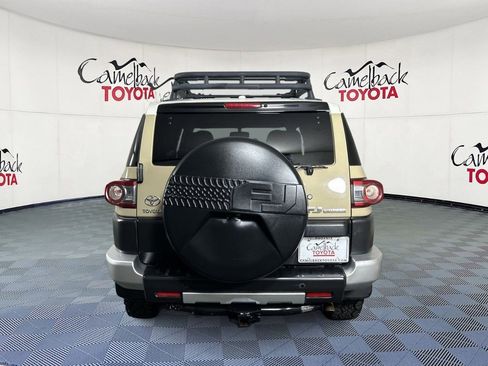Used 2014 Toyota FJ Cruiser 4WD w/ Upgrade Package image 6