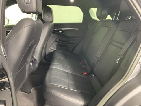 Used 2023 Land Rover Range Rover Evoque S image 31