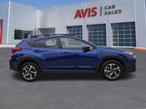 Used 2025 Subaru Crosstrek 2.0i Premium AWD/4WD image 5
