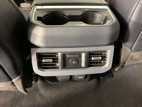 Used 2024 Ford F250 Lariat w/ Sport Appearance Package image 32