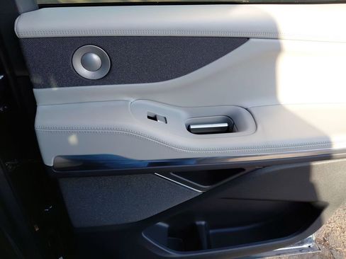 New 2026 Lincoln Navigator L Reserve w/ Jet Appearance Package image 34