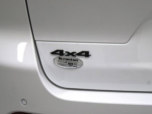 New 2026 Jeep Grand Cherokee L 4WD image 40