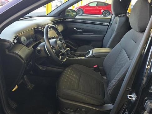 Used 2023 Hyundai Santa Cruz SEL Premium image 5