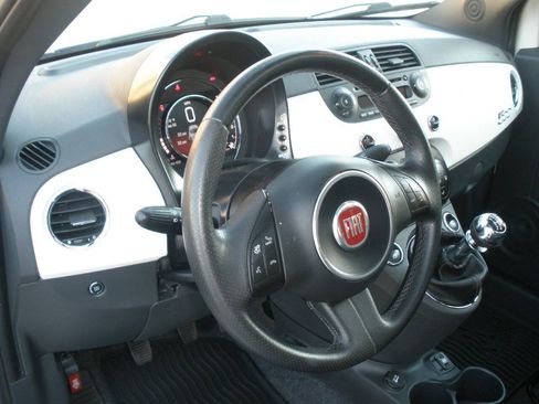Used 2015 FIAT 500 Sport w/ Comfort/Convenience Group FWD image 26
