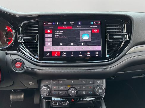 Used 2021 Dodge Durango SRT Hellcat w/ Technology Group AWD/4WD image 18