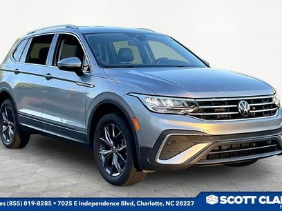 Used 2024 Volkswagen Tiguan SE