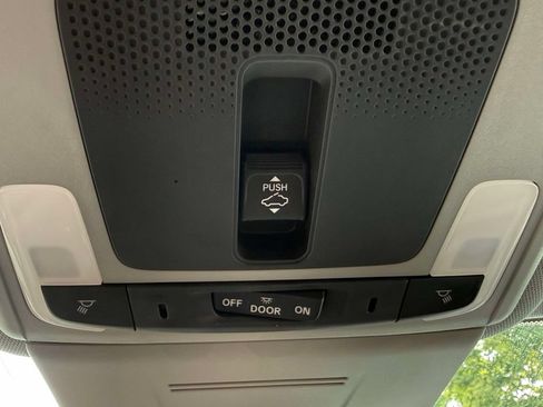 Used 2024 Acura Integra FWD image 25