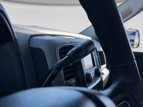 Used 2016 RAM 3500 Tradesman w/ Chrome Appearance Group AWD/4WD image 17