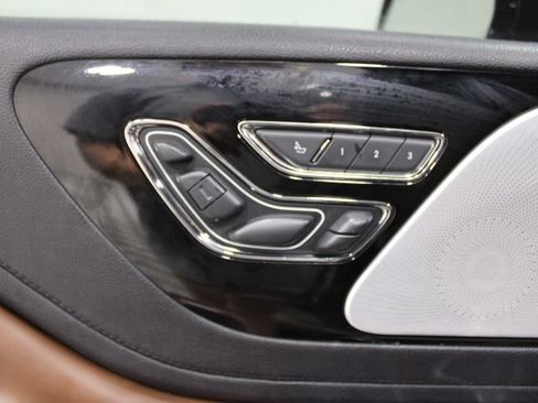 Used 2022 Lincoln Aviator Reserve w/ Equipment Group 201A AWD/4WD image 22