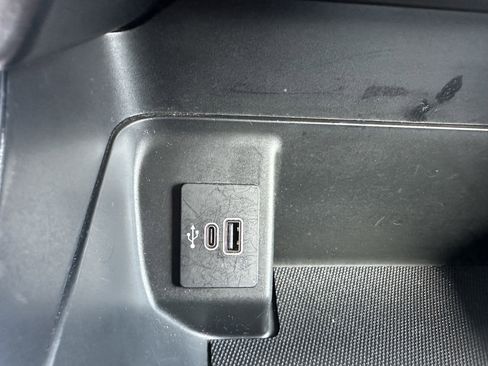 Used 2025 Ford F150 XLT w/ Equipment Group 301A Standard AWD/4WD image 31