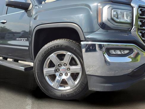 Used 2018 GMC Sierra 1500 SLT image 22