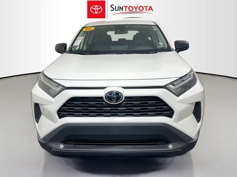Used 2023 Toyota RAV4 LE FWD image 10