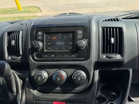 Used 2018 RAM ProMaster 2500 w/ Interior Convenience Group FWD image 14