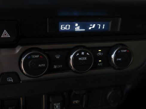 Used 2023 Toyota Tacoma SR5 w/ Technology Package AWD/4WD image 34