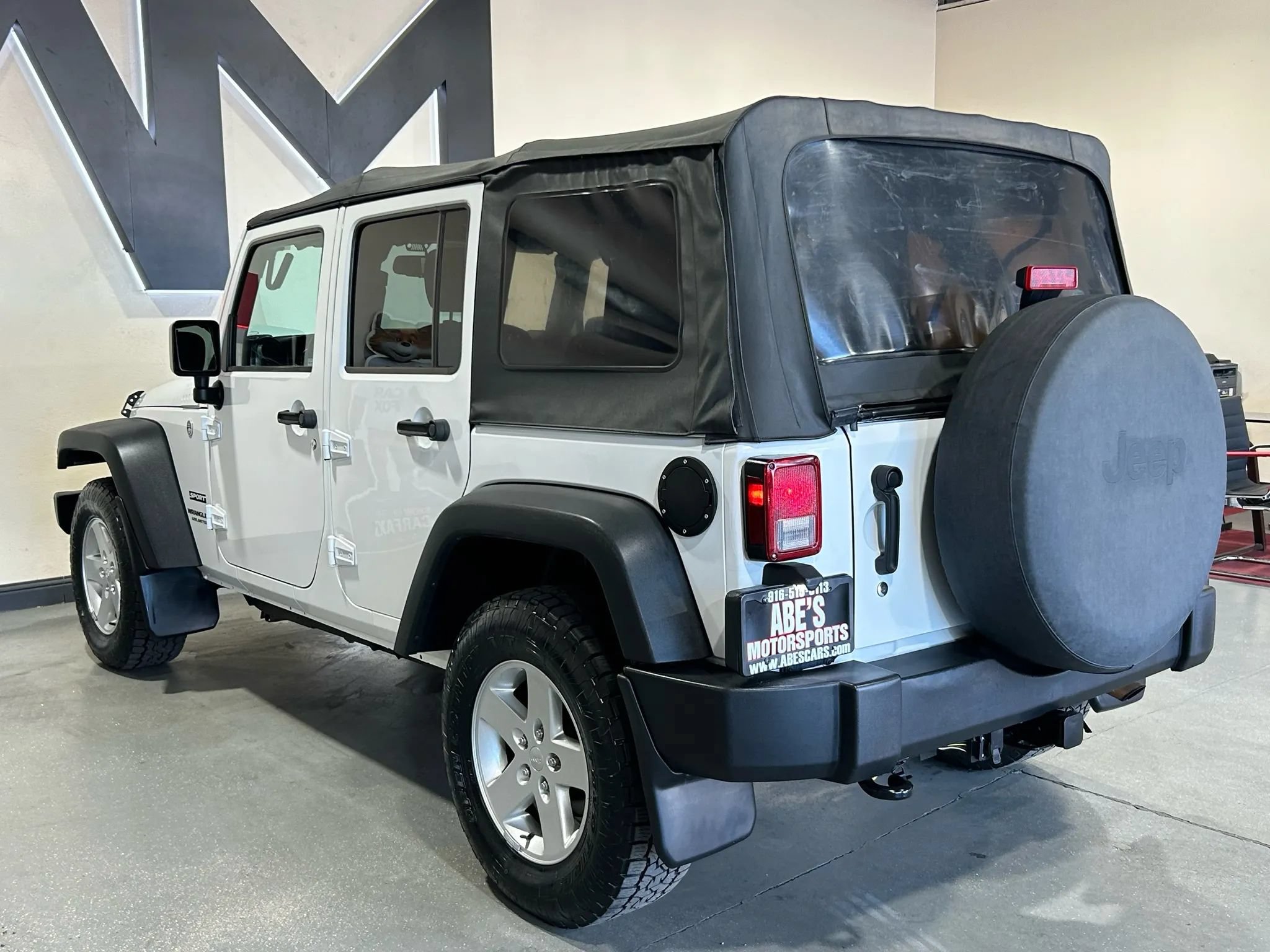 Used 2016 Jeep Wrangler Unlimited Sport w/ Quick Order Package 24S AWD/4WD image 6
