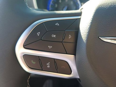 New 2026 Chrysler Pacifica Select image 27