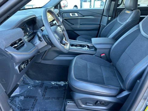 New 2026 Ford Explorer Tremor w/ Tremor Convenience Package image 24