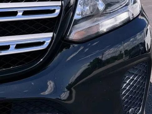 Used 2018 Mercedes-Benz GLS 450 4MATIC w/ Premium Package image 8