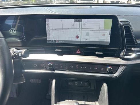 Certified 2024 Kia Sportage EX FWD image 22