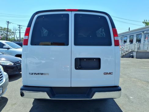 Used 2025 GMC Savana 3500 LT w/ LT Preferred Equipment Group RWD image 5