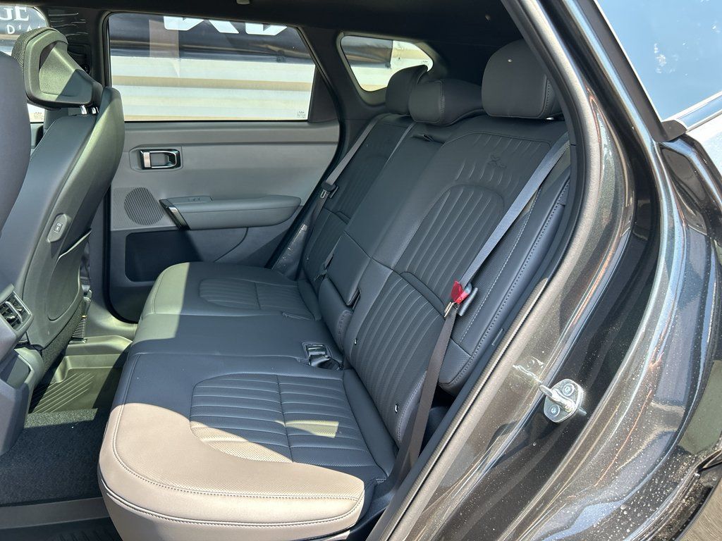 New 2027 Kia Seltos X-Line S w/ X-Line S Premium Package AWD/4WD image 12