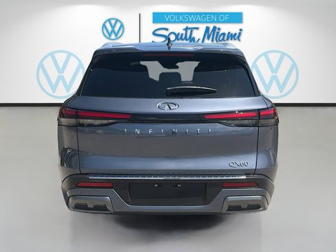 Used 2023 INFINITI QX60 Sensory w/ Vision Package image 6