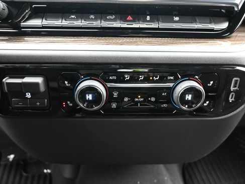 New 2026 Chevrolet Silverado 1500 LT w/ All Star Edition Plus image 18