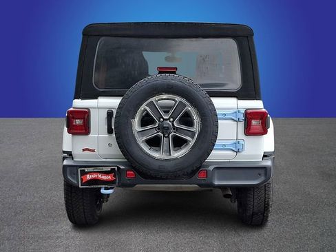 Used 2020 Jeep Wrangler Unlimited Sahara AWD/4WD image 5