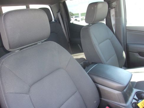 Used 2024 Chevrolet Colorado LT w/ LT Convenience Package II AWD/4WD image 14