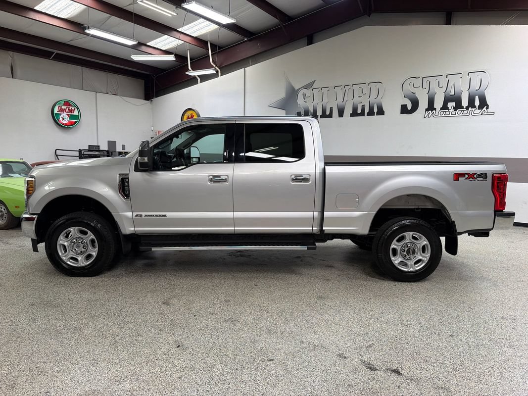 Used 2019 Ford F250 XLT w/ XLT Premium Package AWD/4WD image 3