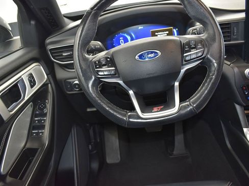 Used 2020 Ford Explorer ST w/ Premium Technology Package image 34