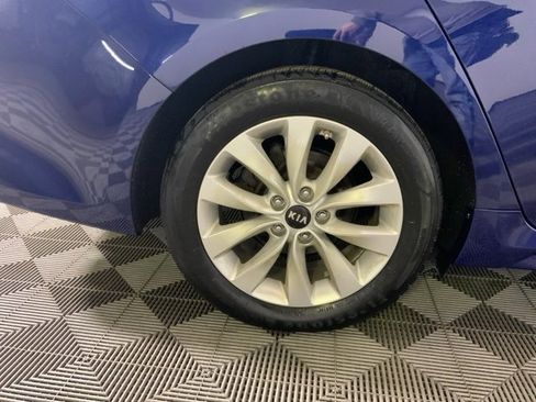 Used 2016 Kia Optima EX w/ Premium Package image 32
