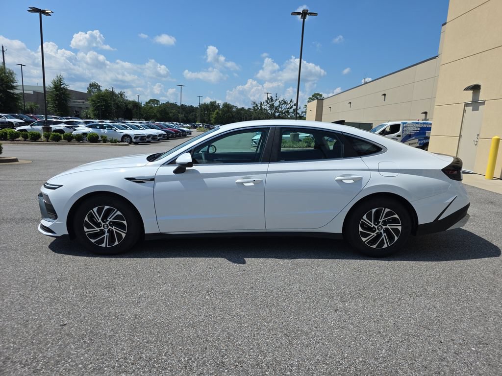 New 2026 Hyundai Sonata Blue FWD image 5