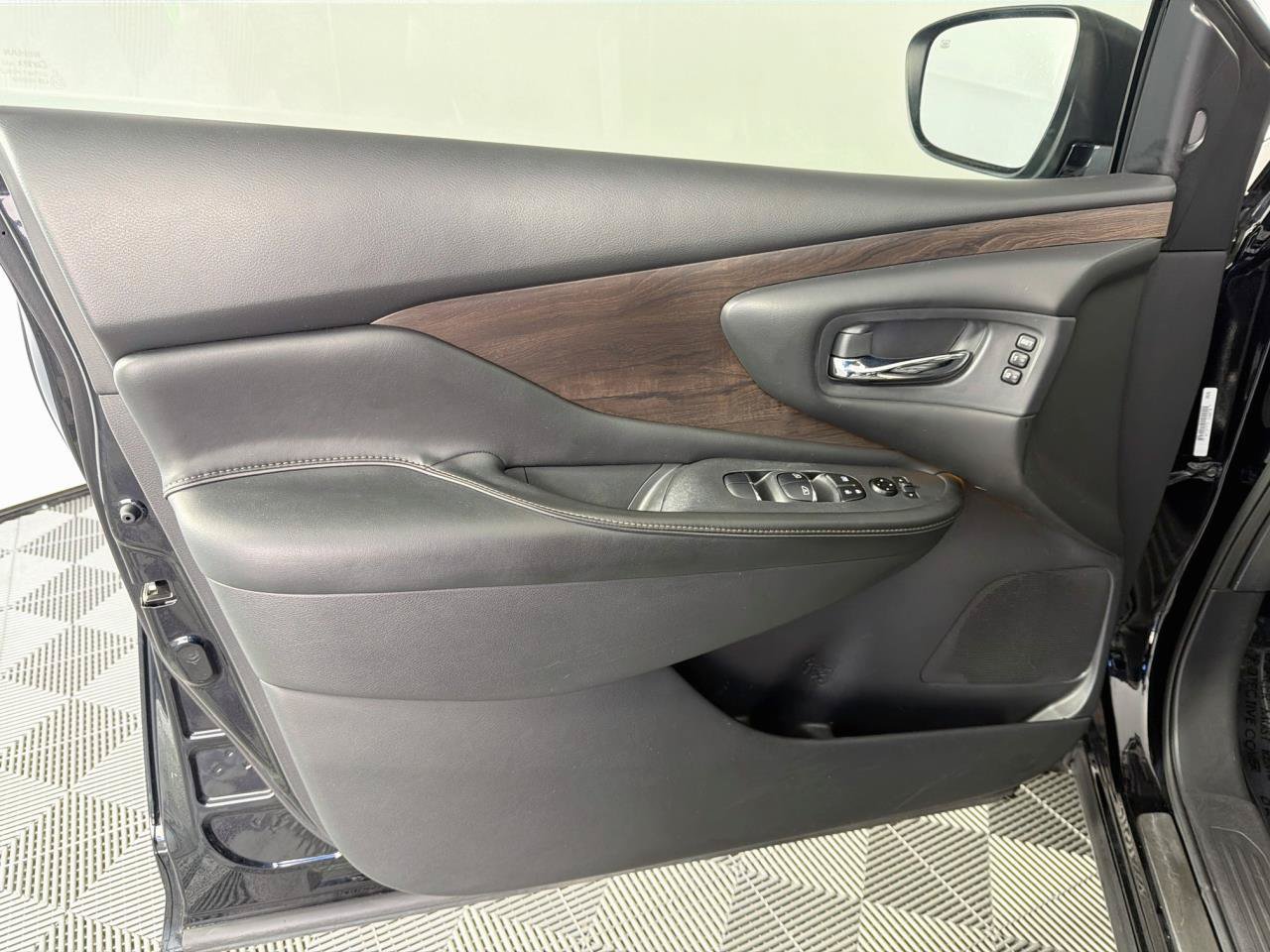 Used 2020 Nissan Murano Platinum AWD/4WD image 21