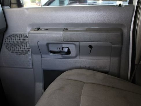 Used 2012 Ford E-150 and Econoline 150 w/ Commercial Cargo Van Pkg RWD image 17