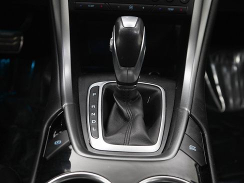 Used 2016 Ford Fusion Titanium FWD image 17