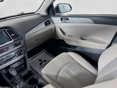 Used 2018 Hyundai Sonata SE FWD image 22