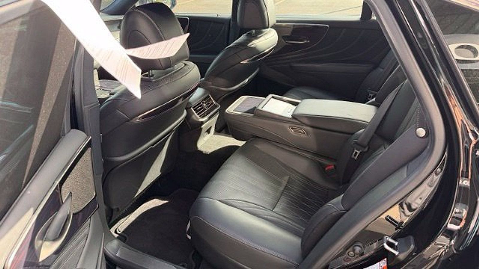 Used 2018 Lexus LS 500 AWD w/ Luxury Package image 12