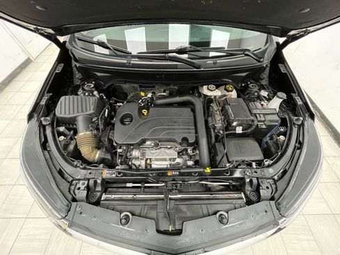 Certified 2024 Chevrolet Equinox LT w/ LPO, Floor Liner Package image 17