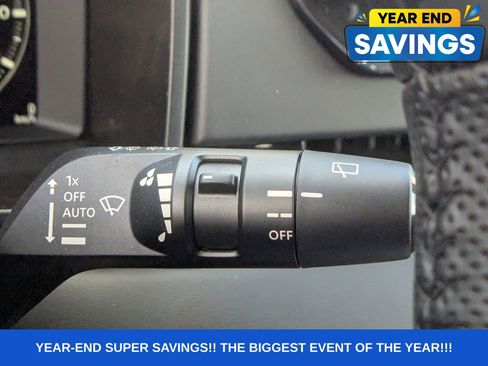 Used 2023 Mitsubishi Outlander SEL image 38