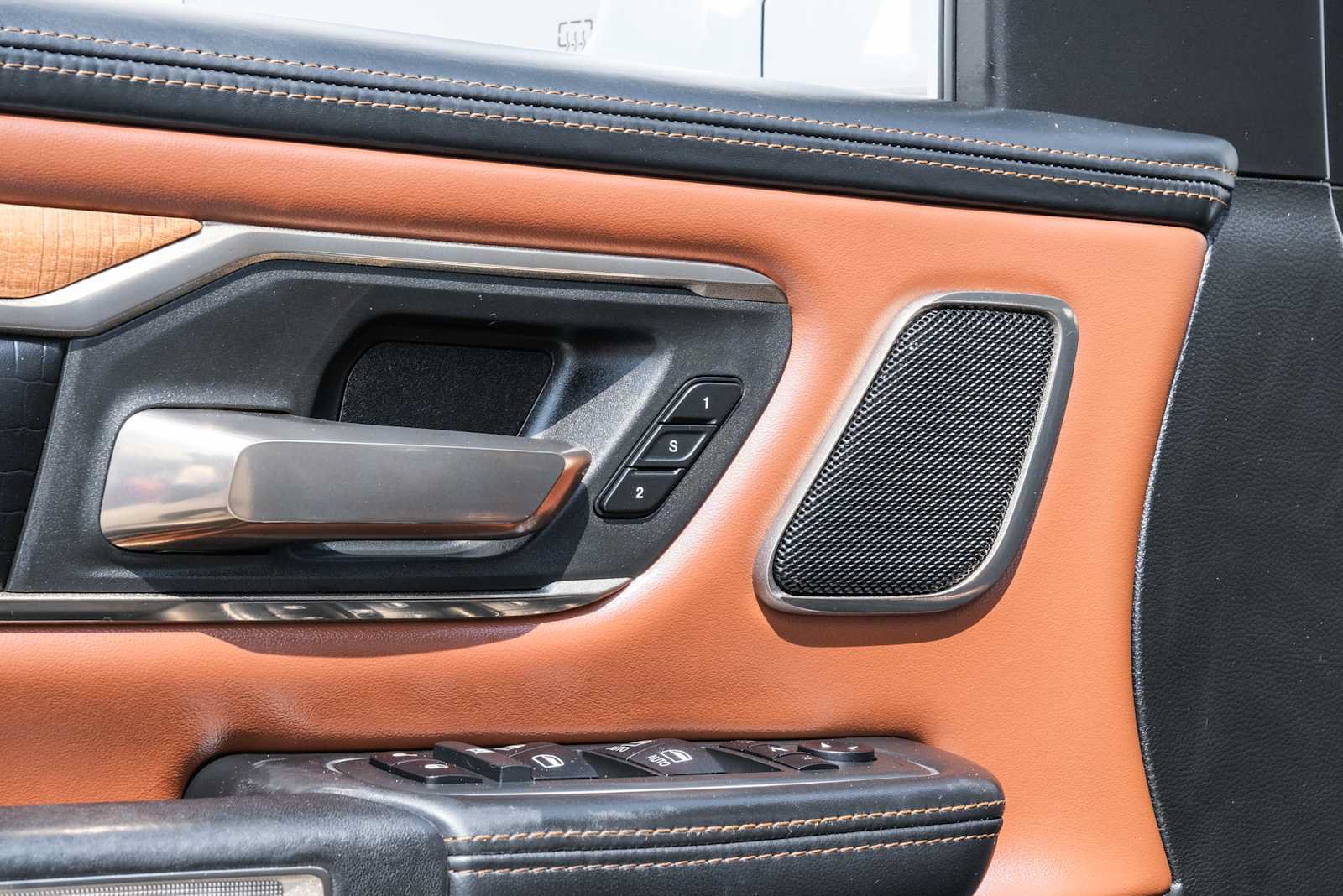 Used 2020 RAM 1500 Limited AWD/4WD image 39