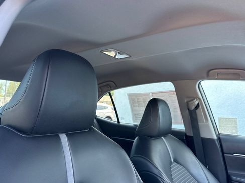 Certified 2022 Toyota Camry SE FWD image 22