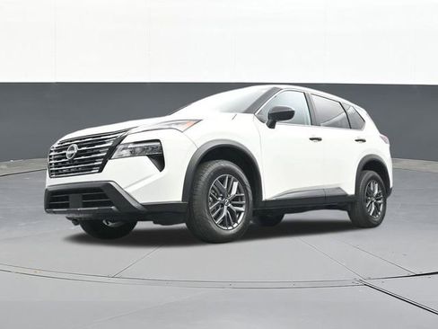 Used 2024 Nissan Rogue S image 55