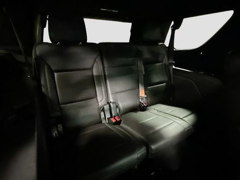 Used 2021 GMC Yukon Denali w/ Denali Premium Package image 30