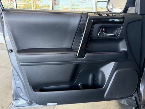 Certified 2021 Toyota 4Runner TRD Off-Road Premium w/ Moonroof Package AWD/4WD image 19