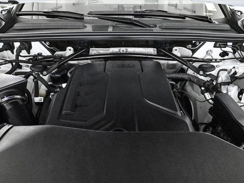 Certified 2025 Audi Q5 Premium w/ Convenience Package image 24