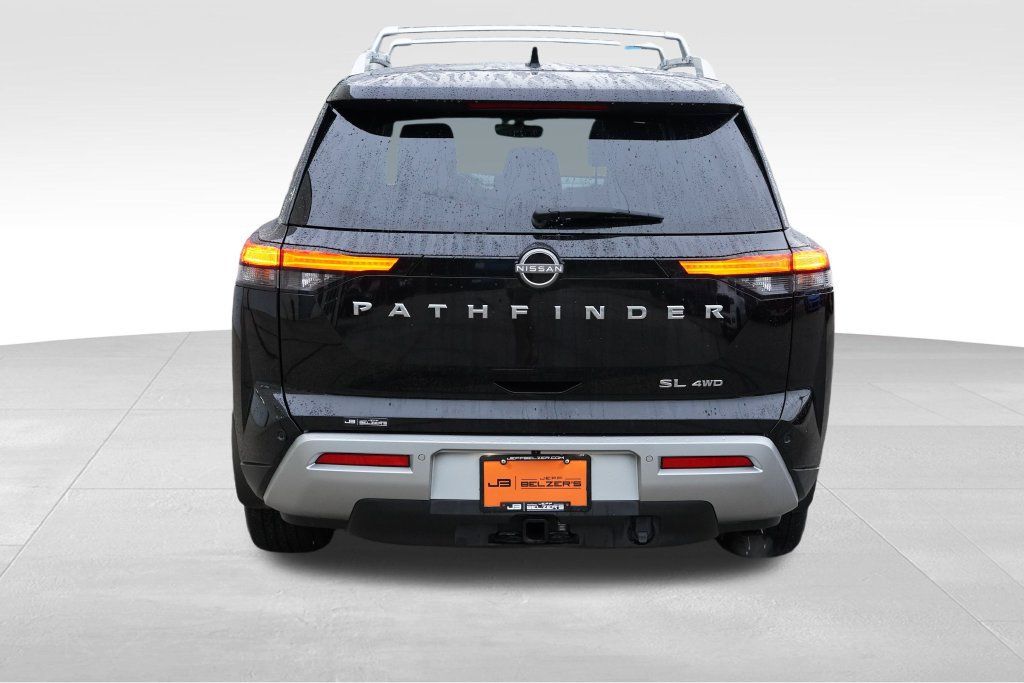 Used 2024 Nissan Pathfinder SL w/ SL Premium Package AWD/4WD image 6