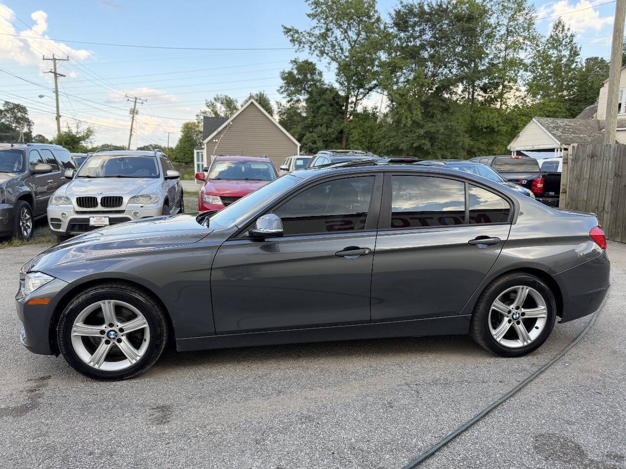 Used 2013 BMW 328i xDrive Sedan AWD/4WD image 5