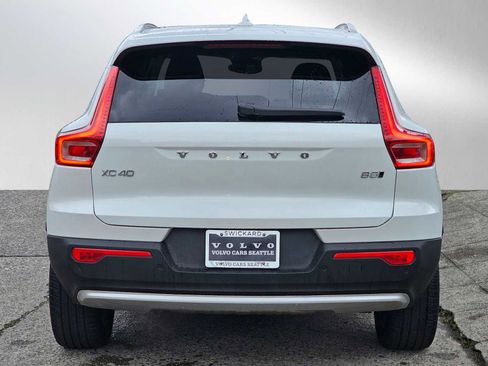 Certified 2025 Volvo XC40 B5 Core w/ Protection Package Premier image 4