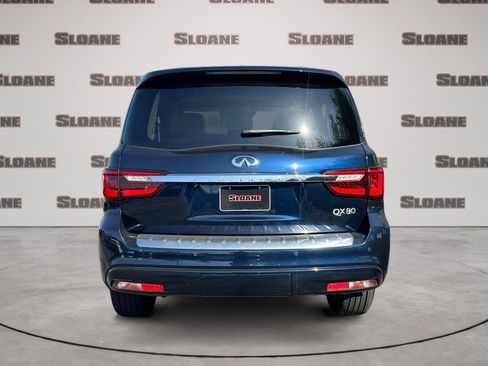 Used 2018 INFINITI QX80 4WD w/ Driver Assistance Package image 4